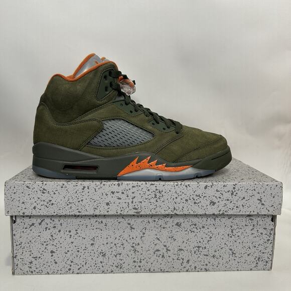 Nike Air Jordan 5 Retro SE “Olive” - Picture 4 of 10